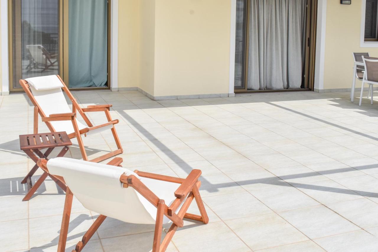 Zoe'S Flat Megali Ammos Apartment Skiathos Town Bagian luar foto