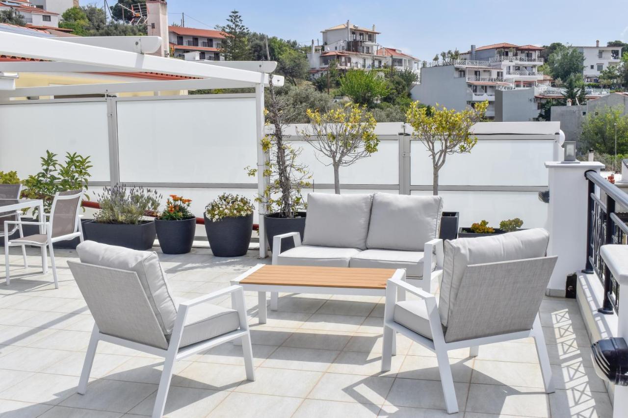 Zoe'S Flat Megali Ammos Apartment Skiathos Town Bagian luar foto