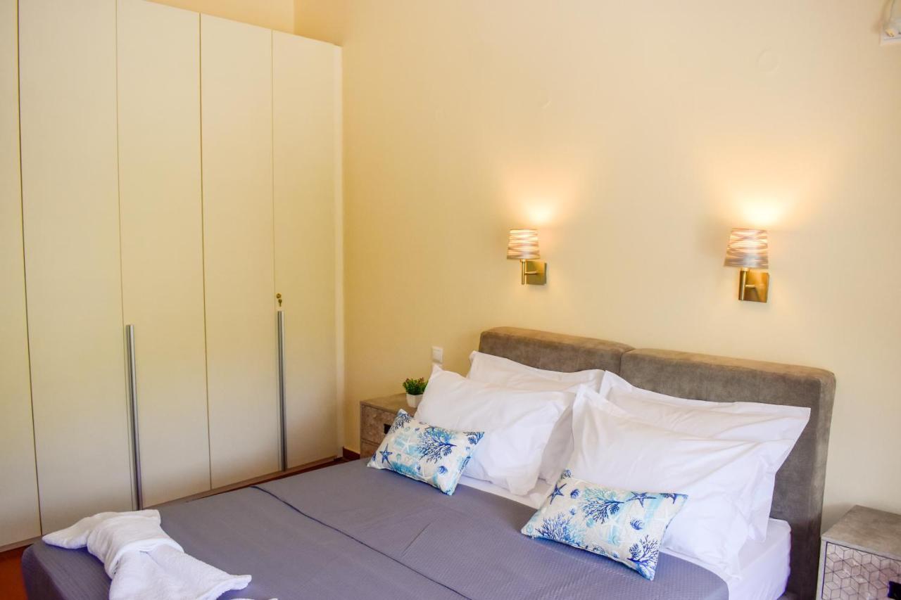 Zoe'S Flat Megali Ammos Apartment Skiathos Town Bagian luar foto